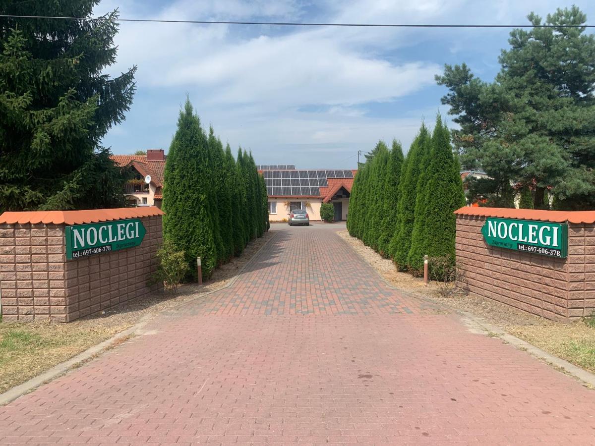 Noclegi Ciesiul Orneta Bagian luar foto
