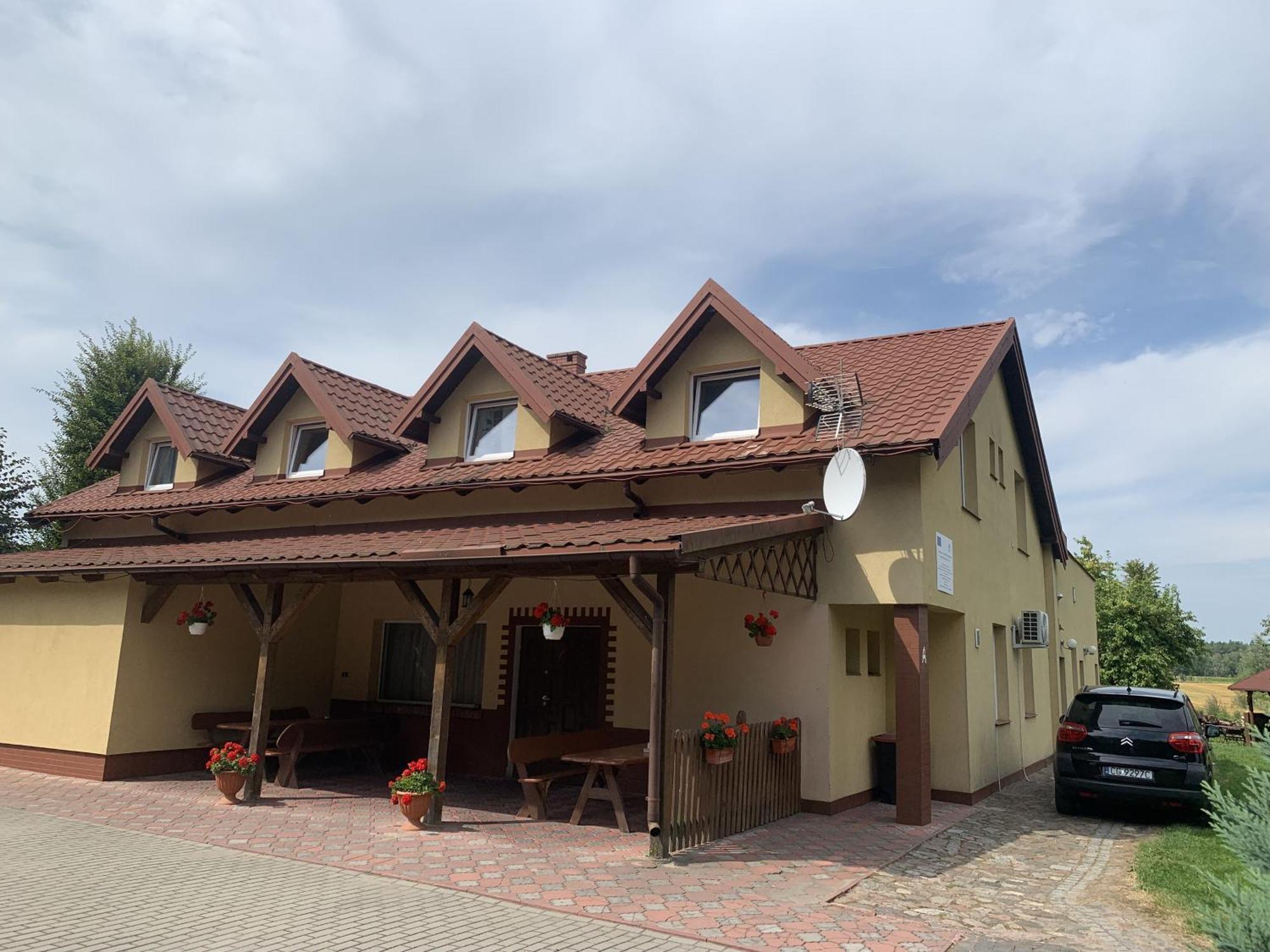 Noclegi Ciesiul Orneta Bagian luar foto